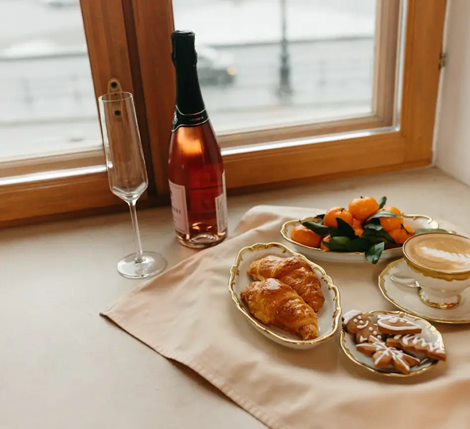 Bar & Lounge - 60% OFF